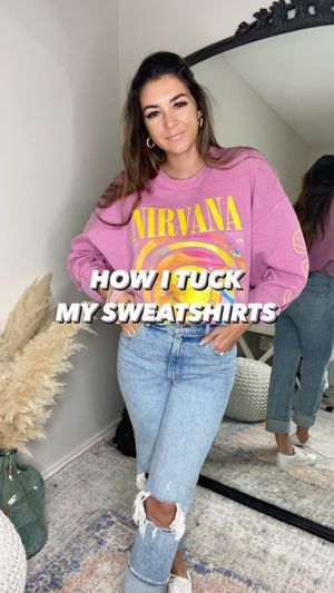 Video post by @sabrinanoellee on Instagram