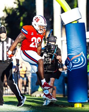 Image post by @faufootball on Instagram