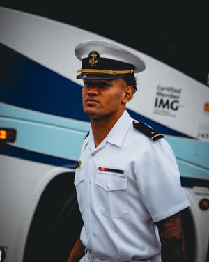 Image post by @navyfb on Instagram