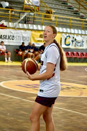 Image post by @SpiderWBBall on Twitter