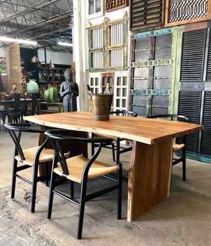Image post by @homedesignstoremiami on Instagram