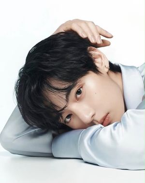 Image post by @ellemenhk on Instagram
