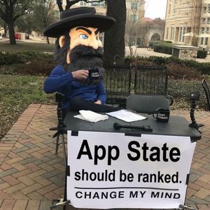Image post by @NeersBarstool on Twitter