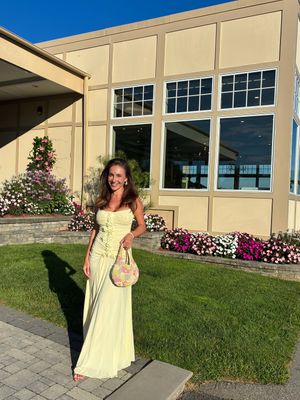 Video post by @deannacollins_ on TikTok
