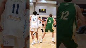 Video post by @basketballaus on YouTube