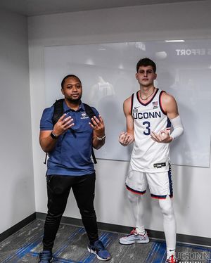 Image post by @senseihoops on Instagram