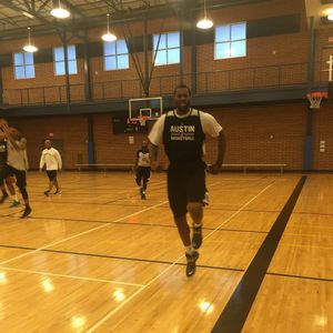Image post by @austin_spurs on Instagram