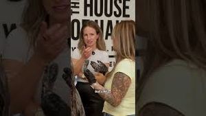 Video post by @schwarzkopfprofessionalusa on YouTube