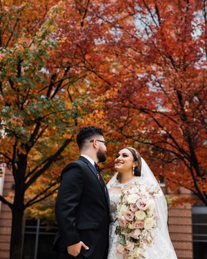 Image post by @thismodernlovephoto on Instagram