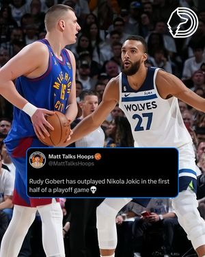 Image post by @the_daily_wolves on Instagram