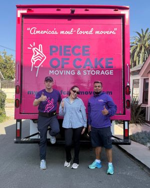 Image post by @pieceofcakemoving on Instagram