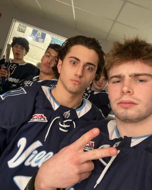 Image post by @nocontextclubhockey on Instagram