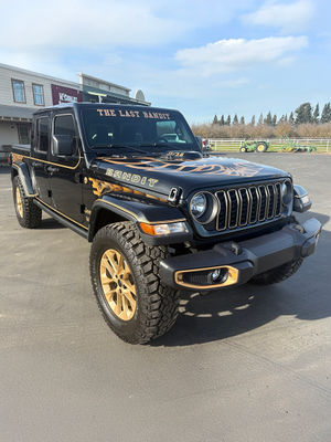 Video post by @barrettjacksontv on TikTok