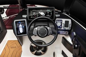 Image post by @malibuboats on Instagram