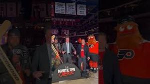 Video post by @philadelphiaflyers on YouTube
