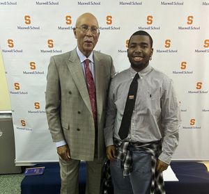 Image post by @TyreekHillFamFd on Twitter