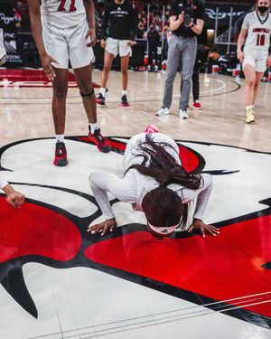 Image post by @louisvillewbb on Instagram