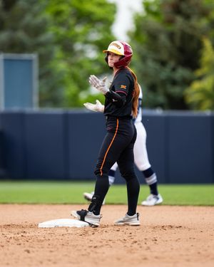 Image post by @iowastatesoftball on Instagram