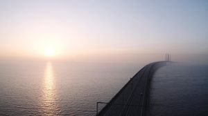 Image post by @niartii on Instagram