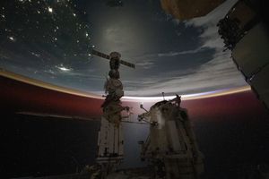 Image post by @iss on Instagram