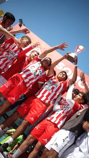 Video post by @clubnecaxa on Instagram
