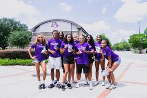 Image post by @ecuwbb on Instagram