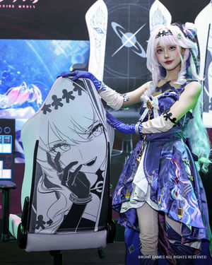 Image post by @razer on Instagram