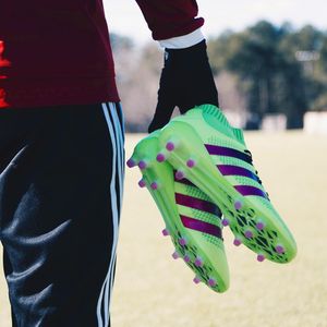 Image post by @soccerdotcom on Instagram