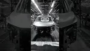 Video post by @nissanusa on YouTube