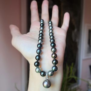 Image post by @norakoganjewelry on Instagram