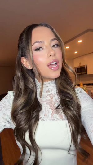 Video post by @anyaweitz on TikTok