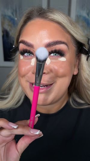 Video post by @beckymorganmakeup on TikTok