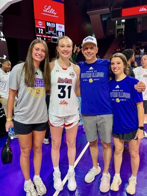 Image post by @WIUWBB on Twitter/X