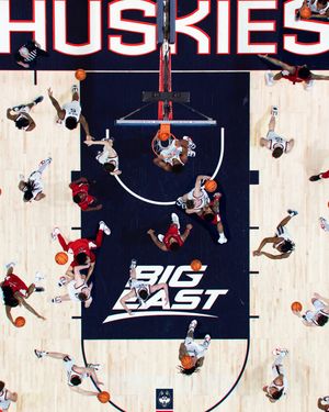 Image post by @uconnmbb on Instagram