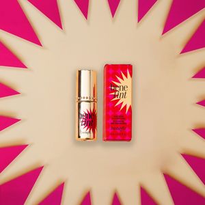 Image post by @benefitspain on Instagram