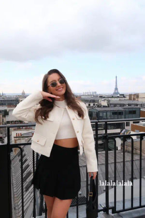 Image post by @alexxandra.makeup on TikTok
