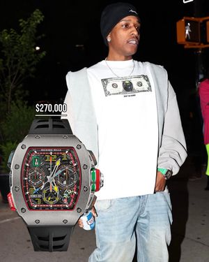 Image post by @celebwatchspotter on Instagram