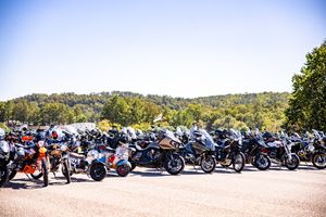 Image post by @barbermotorpark on Instagram