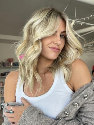 Image post by @dangerjonesbalayage on Instagram