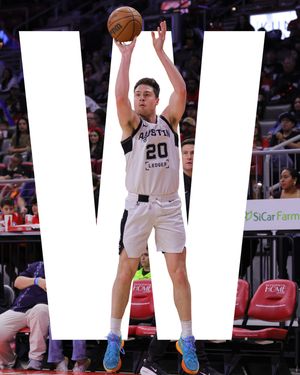 Image post by @austin_spurs on Instagram