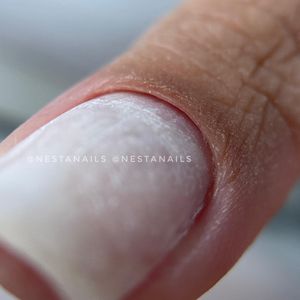Image post by @nestanails on Instagram