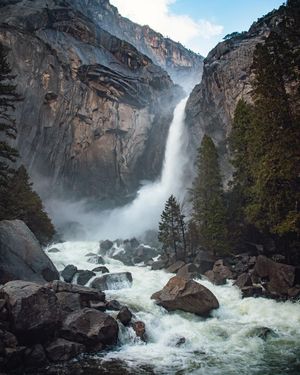 Image post by @nationalparkscollective on Instagram