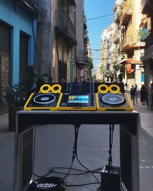 Image post by @awtriphop on Instagram