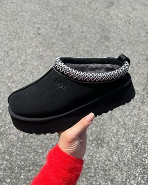 Image post by @ugg on Instagram