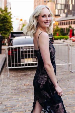 Image post by @glamourmag on TikTok