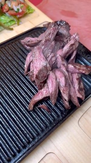 Video post by @lipsmackingfoodie on Instagram