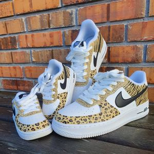 Image post by @chickmakescustomkicks on Instagram
