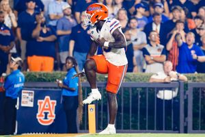 Image post by @GatorsFB on Twitter/X