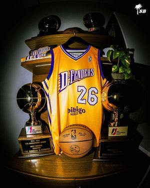 Image post by @southbaylakers on Instagram