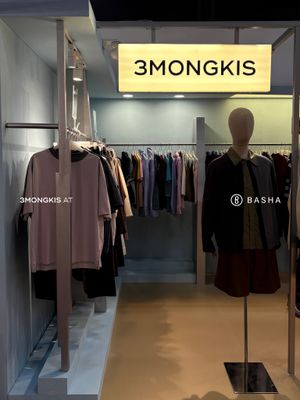 Image post by @3mongkis on Instagram